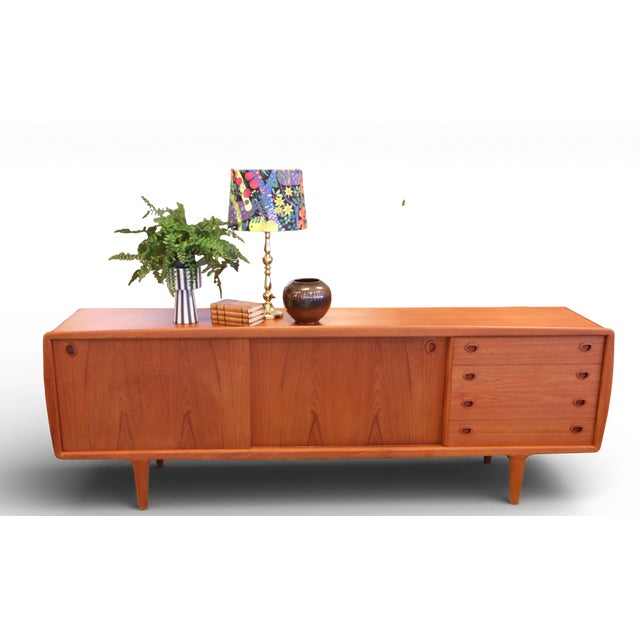 Long Sideboard in Teak with Drawers and Sliding Doors from H.P. Hansen, 1960s For Sale - Image 18 of 18