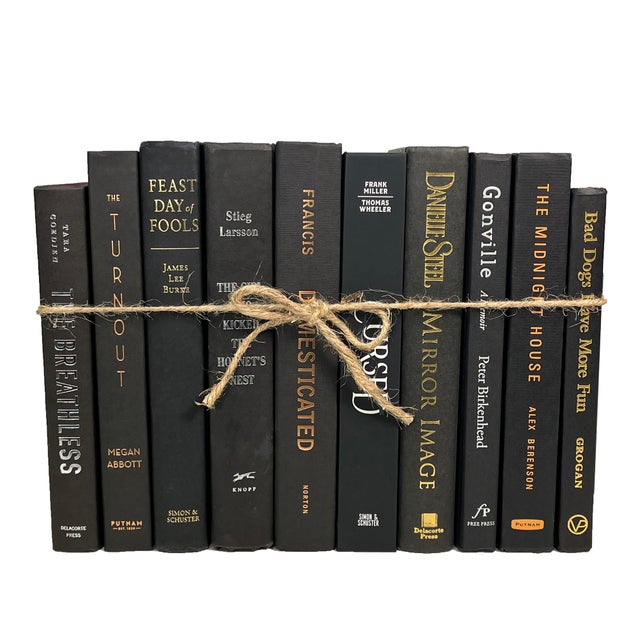 Take your design to a new level with the Modern Onyx ColorPak from Booth & Williams. One linear foot of authentic modern...