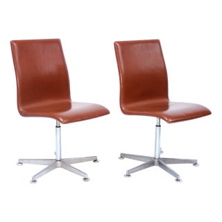 Oxford Chairs by Arne Jacobsen for Frits Hansen, 2005, Set of 2 For Sale