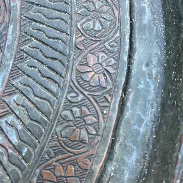Mid-Century 25" Persian Tinned Copper Shallow Basin Tray Table on Wood Stand 28” For Sale - Image 9 of 12