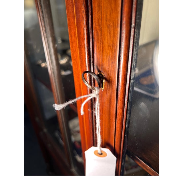 Edwardian Mahogany Vitrine Cabinet For Sale In New York - Image 6 of 12