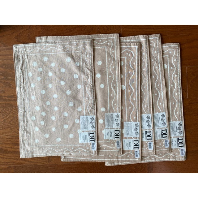 Textile Brand New -12 Items - 6 Dragonfly Design Cotton Placemats & 6 Matching Napkins For Sale - Image 7 of 13