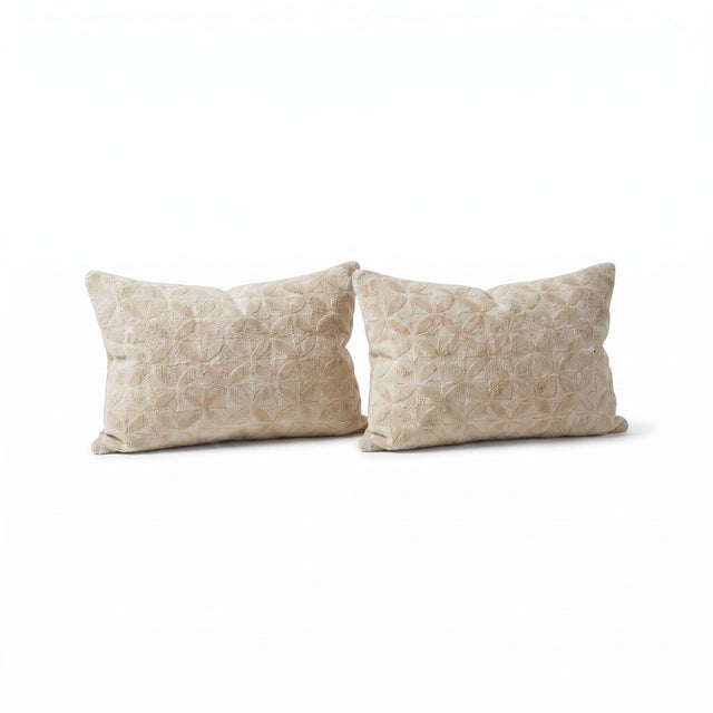Mid-Century Modern Turkish Oushak Lumbar Kilim Pillow Cover 16'' X 24'' - Set of Two For Sale - Image 3 of 4