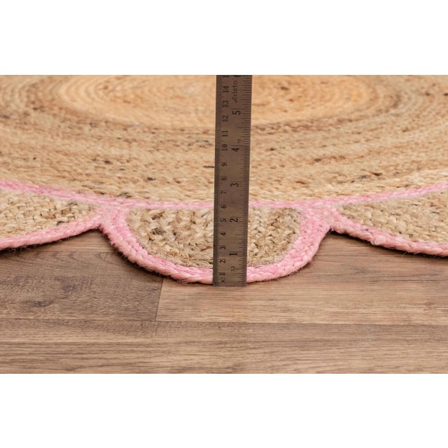 Textile Light Pink Round Jute Scallop Rug - 7'x7' For Sale - Image 7 of 10