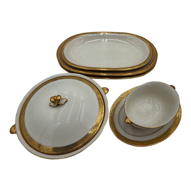 Early 1900s Hutschenreuther “Margarete” Porcelain China 6 Piece Serving Pieces Platters, Gravy Boat & Vegetable Bowl Set For Sale