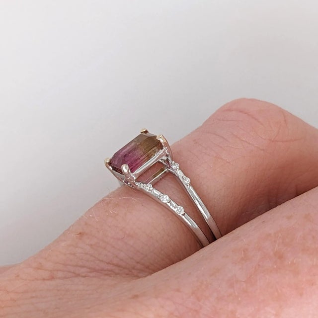 Modern Bi-color Tourmaline Ring with Earth Mined Diamonds in Solid 14K White Gold EM 7x5mm For Sale - Image 3 of 8