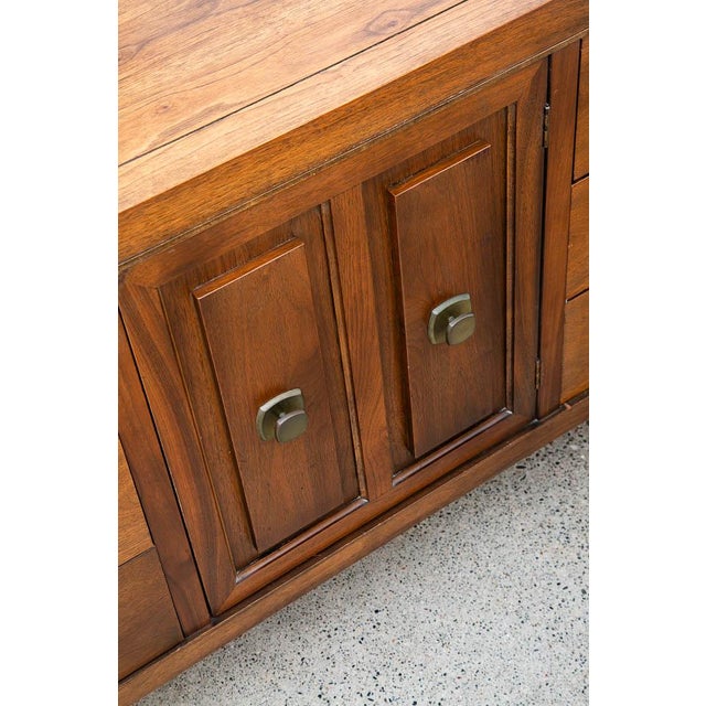 1960s Mid Century Modern Dresser Credenza 9 Drawer Stanley Walnut High Danish For Sale - Image 11 of 11