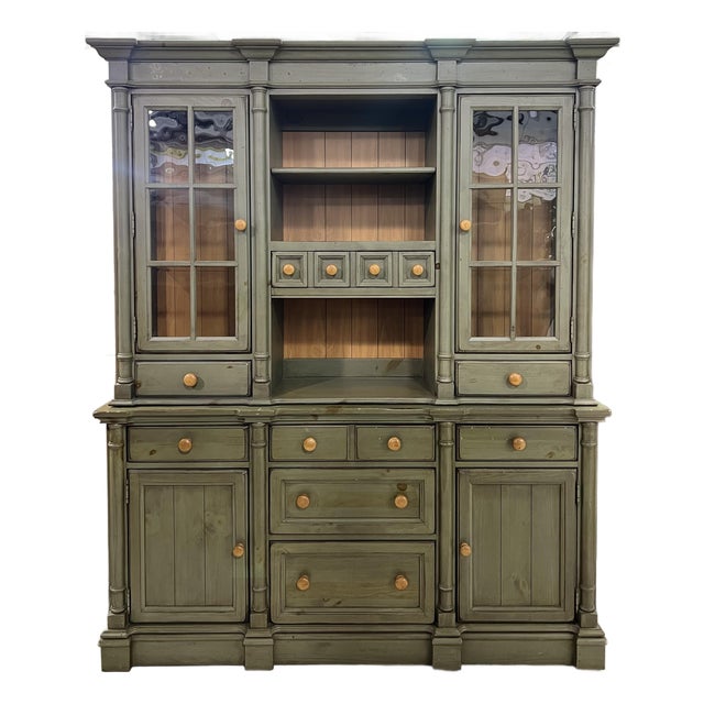 Broyhill Yorkshire Market Farmhouse Hutch For Sale