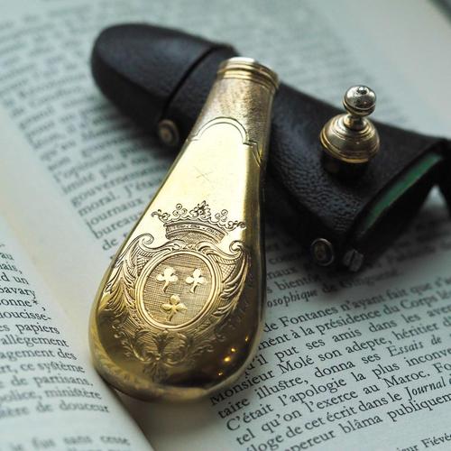 Antique Silver Gilt Scent Flask with Coronet Engraving, 1690s For Sale - Image 6 of 18