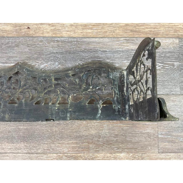 Late 19th Century Late Victorian Brass Fireplace Fender With Pierced Dragon & Foliage Fretwork For Sale - Image 4 of 14