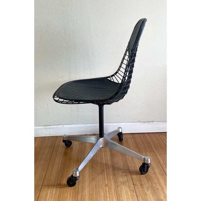 Mid 20th Century Mid 20th Century Eames PKCC Wire Task Chair For Sale - Image 5 of 8