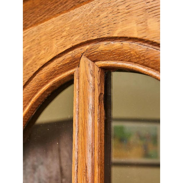 Very high-quality corner cabinet made of solid oak. Groove + tenon + pin joints. Cast fittings. The cabinet is decorated...