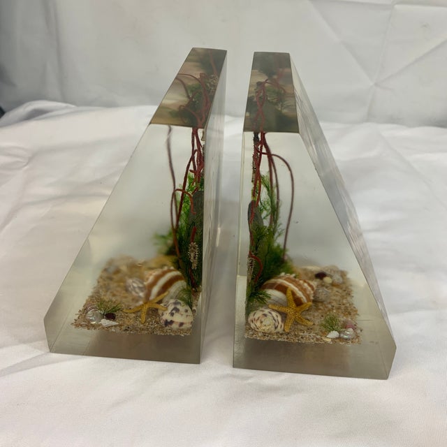 Vintage Lucite Seahorse Sea Life Bookends For Sale In Chicago - Image 6 of 7