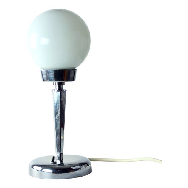 Art Deco Table Lamp in Chrome and Glass, 1940s For Sale
