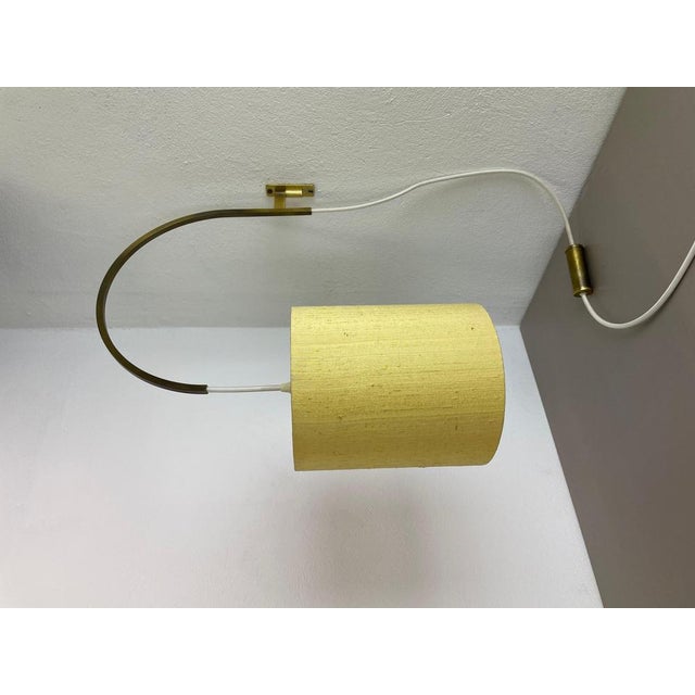 Minimalist Adjustable Counter Weight Brass Wall Light in the style of Stilnovo, Italy, 1960s For Sale - Image 4 of 18