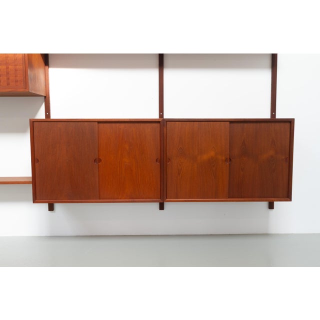 Danish Modern 3-Bay Modular Teak Wall Unit by Poul Cadovius for Cado, 1960s. For Sale - Image 9 of 18