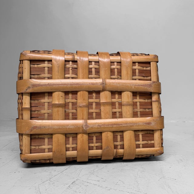 Beige Vintage Japanese Bamboo Basket with Handles, 1950s For Sale - Image 8 of 12