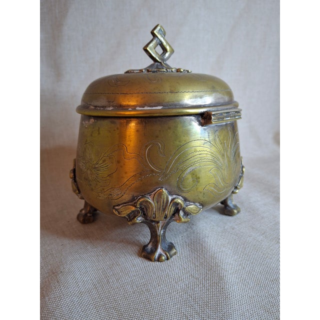 Late 19th Century Antique 19th Century Brass Etrog Box Engraved Sukkot Citron Footed Judaica For Sale - Image 5 of 18