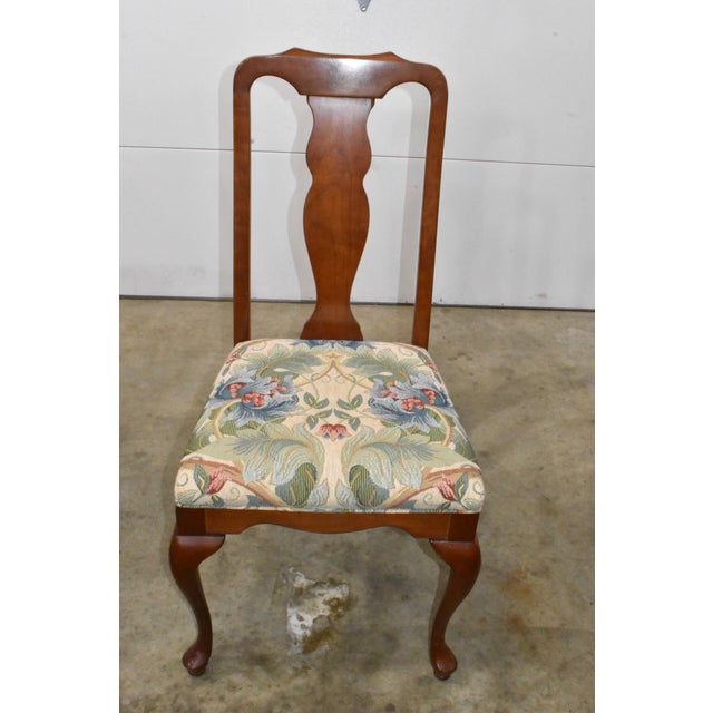 Queen Anne Set of 8 Harden Solid Cherry Queen Anne Dining Chairs W/Floral Upholstery For Sale - Image 3 of 16