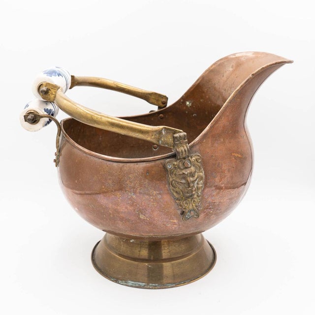 Blue Antique Helmet Coal Scuttle in Copper For Sale - Image 8 of 8