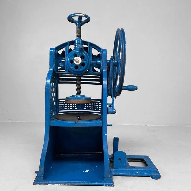 Vintage Kakigōri Gold Dog Ice Shaver, Japan, 1950s For Sale - Image 16 of 17