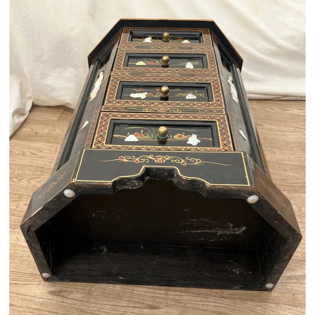 Vintage Chinese Chest of Drawers Dresser Chinoiserie Mother of Pearl Applique For Sale - Image 11 of 11