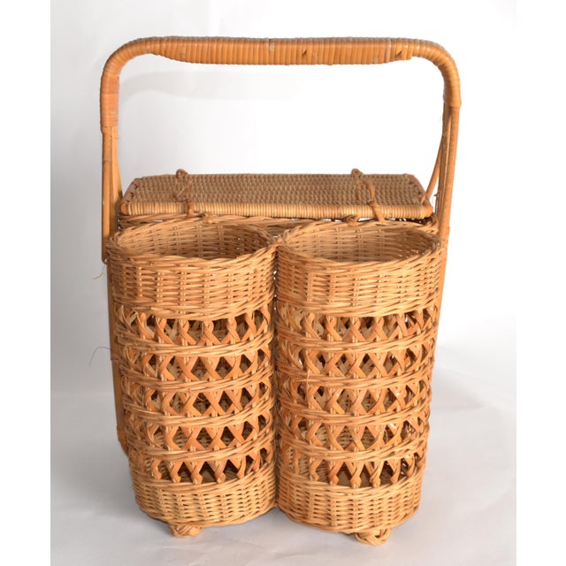 Charlotte Perriand 1950s French Bamboo Wicker 2 Wine Bottle Picnic Basket Bohemian Chic Mid-Century For Sale - Image 4 of 16
