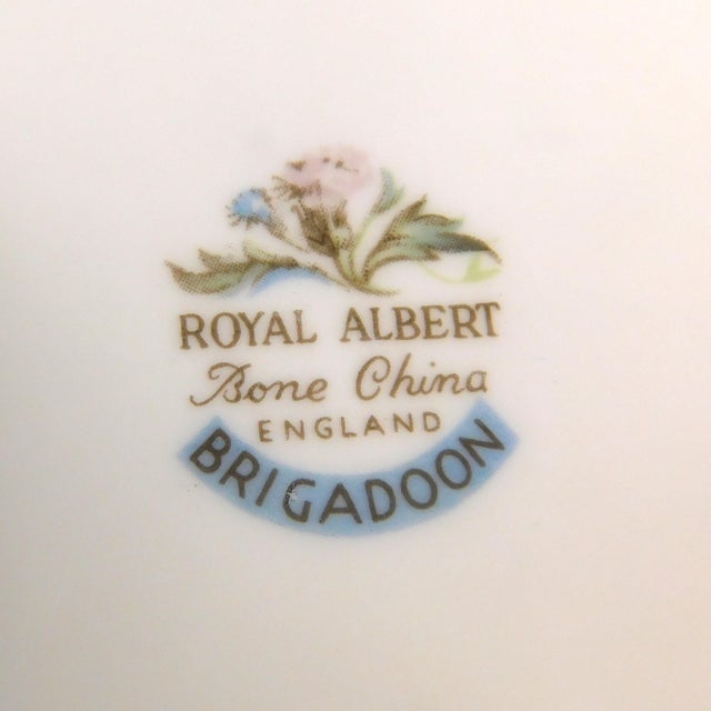 Ceramic 1980s Royal Albert Round Covered Vegetable Bowl in Brigadoon For Sale - Image 7 of 7