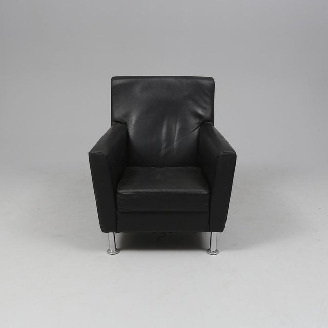Set of Lounge Chair and Ottoman in Black Leather, 1980s For Sale - Image 3 of 7