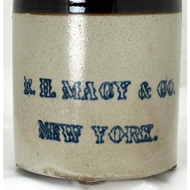 1910s Antique American Blue Decorated Stoneware 1 Gallon Advertising Spirits Jug From Macys New York City For Sale - Image 5 of 13