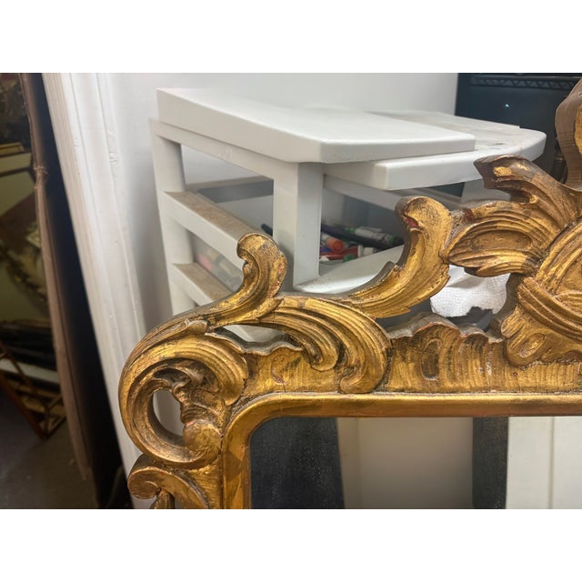 Mid-Century Italian Giltwood & Composition Rococo Revival Sunburst Center Crest For Sale In Atlanta - Image 6 of 8