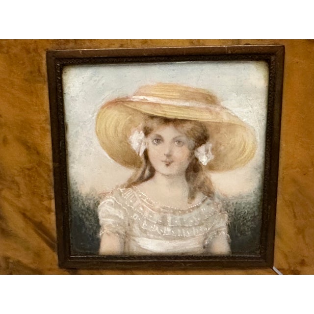 Early 20th Century French Miniature Portrait Painting: La Belle Époque Young Maiden, Bakelite Frame For Sale - Image 4 of 9