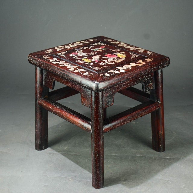 Dimensions: Height 30cm (11.81") x Length 28cm (11.02") x Width 28cm (11.02") Material: Solid Hardwood (Zitan / Rosewood),...