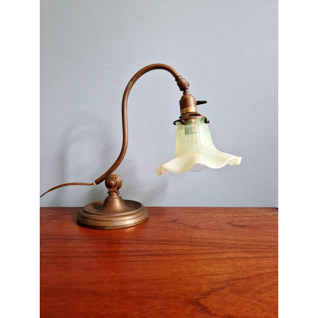 Art Nouveau Desk Lamp in Bronze and Opalescent Glass, 1890s For Sale - Image 3 of 16