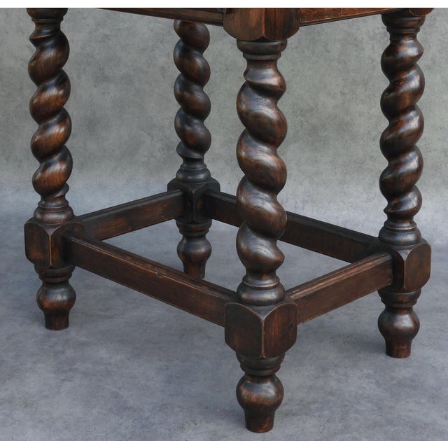 Early 20th Century Louis XIII French Oak Bedside Cabinets with Barley-Twist Legs, 1930, Set of 2 For Sale - Image 10 of 12