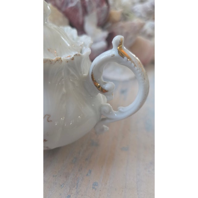 Early 20th-Century Japanese Floral Porcelain Petite Covered Sugar Bowl For Sale - Image 15 of 18