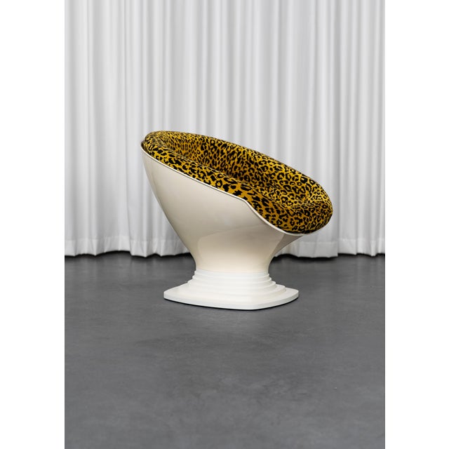 Ivory Space Age Armchair attributed to Raphael Raffel, France, 1970s For Sale - Image 8 of 10