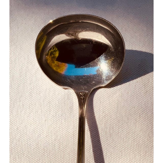 Silver 1910s Neoclassical Silverplate Gravy Ladle Sauce Ladle Bellflower Handle For Sale - Image 8 of 11