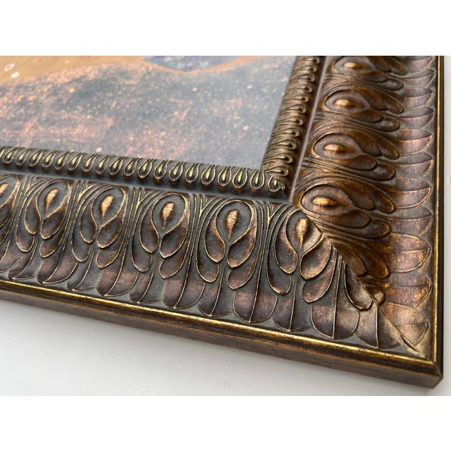 Wood Gustav Klimt Vintage 1995 Poster of "The Kiss" by Top Art Milano, Framed Reproduction For Sale - Image 7 of 18