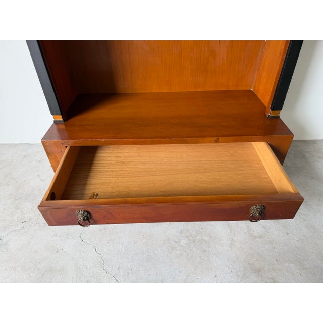 1960s Hollywood Regency Baker-Style One-Drawer Bookcase With Adjustable Shelves For Sale In Miami - Image 6 of 16