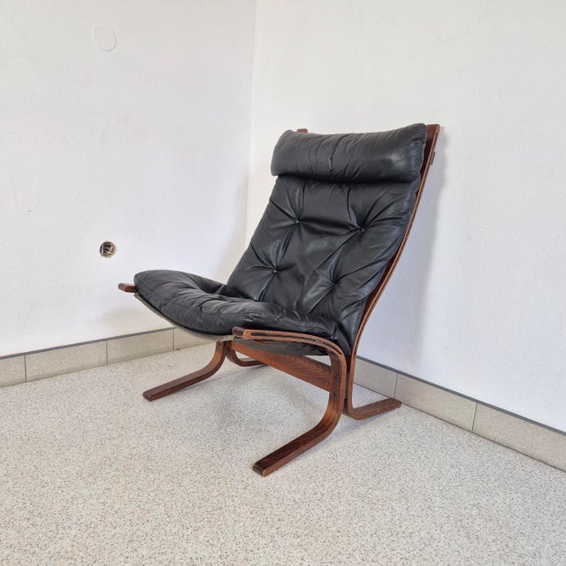 1960s Mid-Century Black Leather Siesta Chair by Ingmar Relling for Westnofa, 1960s For Sale - Image 5 of 10
