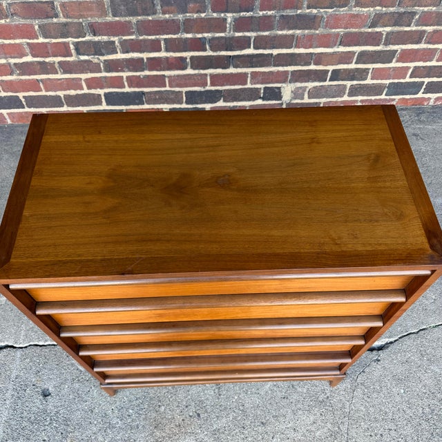 Lane Rhythm Walnut Chest of Drawers Mid Century Modern For Sale - Image 11 of 12