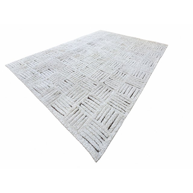 2020s Rh Basanti Rug – 9' × 12' Marled Ivory/Charcoal | Hand-Knotted Wool Blend | Contemporary Himalayan-Inspired Design For Sale - Image 5 of 18