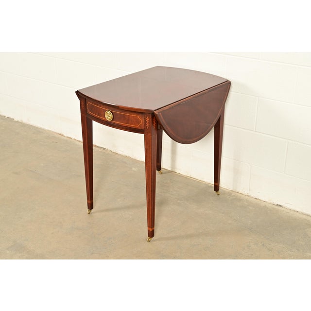 Baker Furniture Company Baker Furniture Historic Charleston Georgian Inlaid Flame Mahogany Drop Leaf Pembroke Side Table For Sale - Image 4 of 17