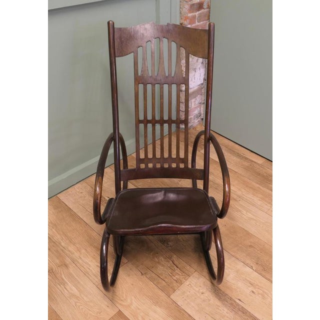 Secessionist Bentwood Rocking Chair attributed to Jacob and Josef Kohn, 1900 For Sale - Image 4 of 7