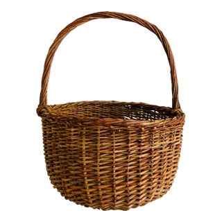 Late 20th Century Vintage Gathering Large Wicker Basket For Sale