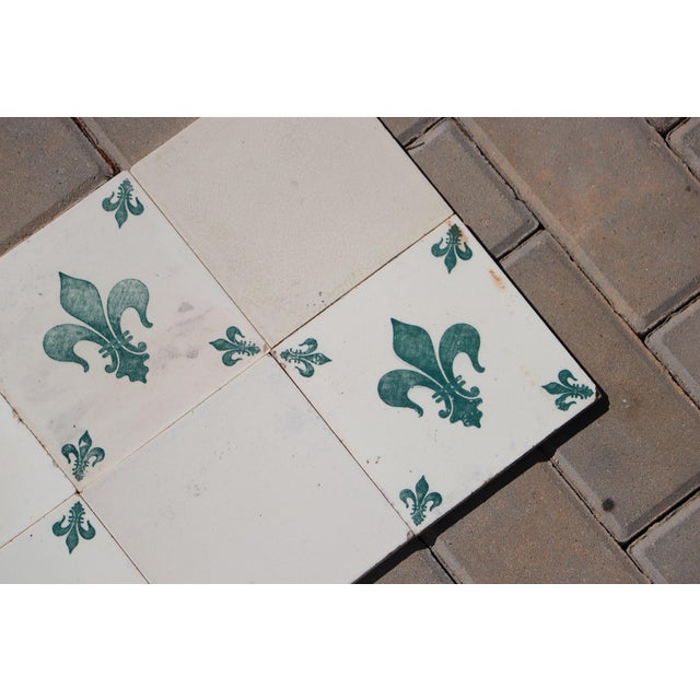 1900s Portuguese Fleur-De-Lis & White Large Antique Tiles Set of Twenty For Sale - Image 15 of 18