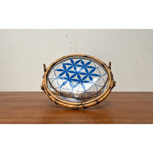 Mid-Century Modern Rattan and Glass Bowl, 1960s For Sale - Image 15 of 18