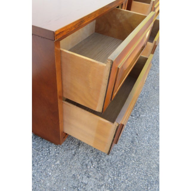 Mid 20th Century Mid Century Modern Nightstands End Side Bedside Tables a Pair 6292 For Sale - Image 5 of 14