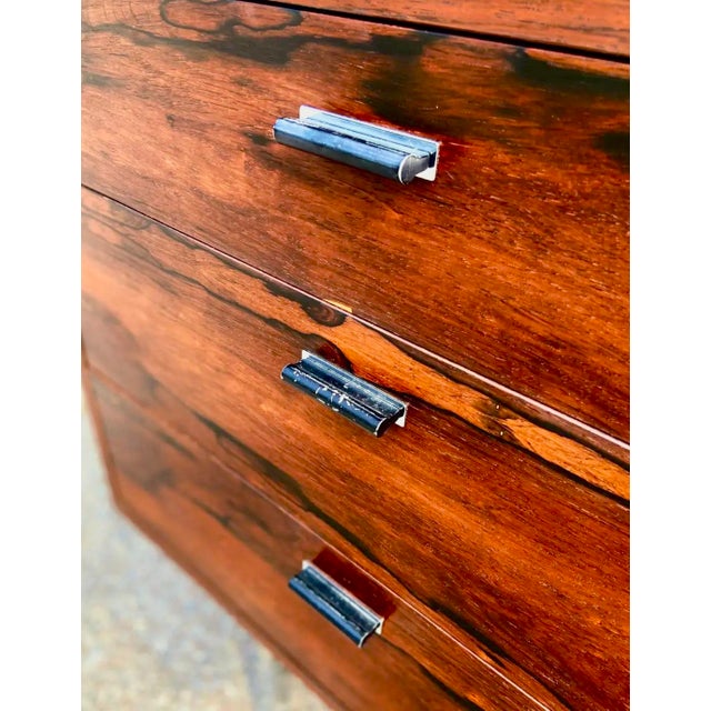 Mid 20th Century Modern Rosewood Lowboy Dresser or Credenza | in the Style of Founders For Sale - Image 10 of 12
